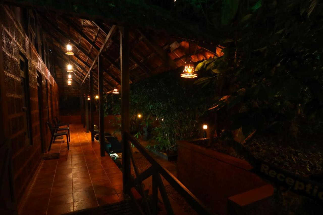 Greens Tree House & Wood House Салтэн-Батери Экстерьер фото